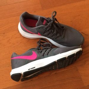 Nike Run Swift Shoes